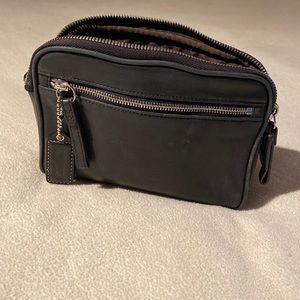 Vintage coach make-up bag.